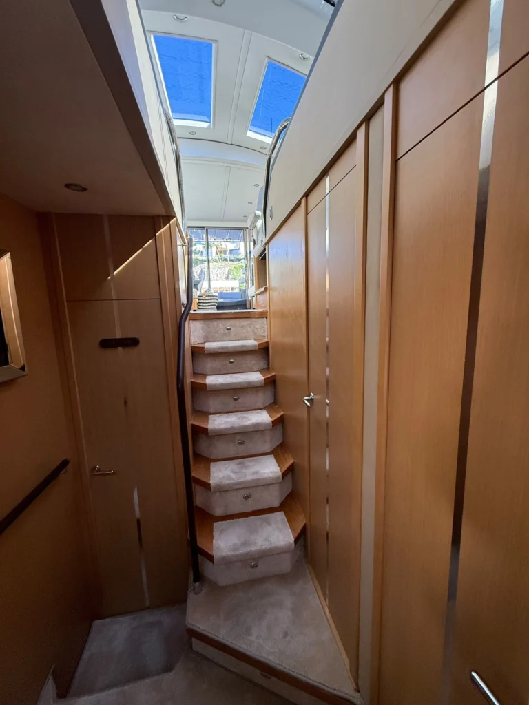 Companionway from the saloon to the lower deck